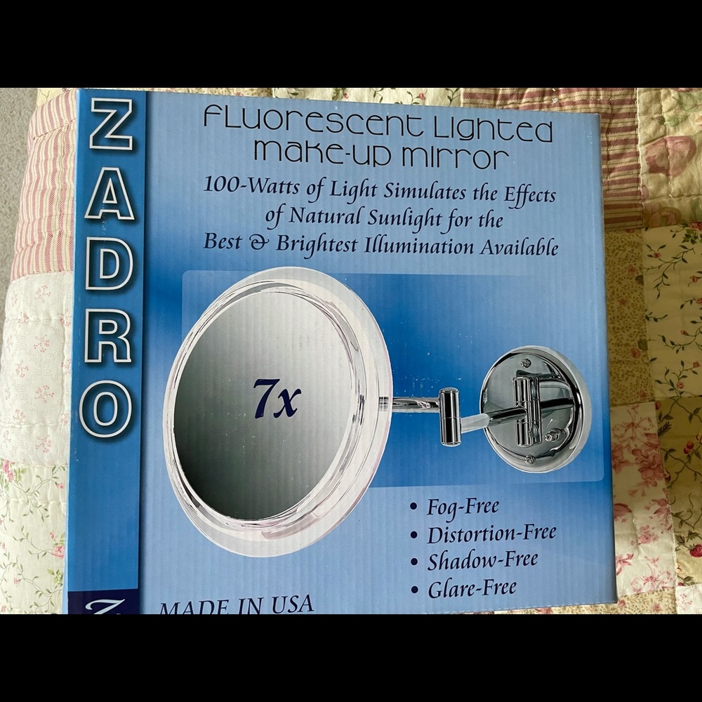 Lighted Makeup Mirror 7X magnifying